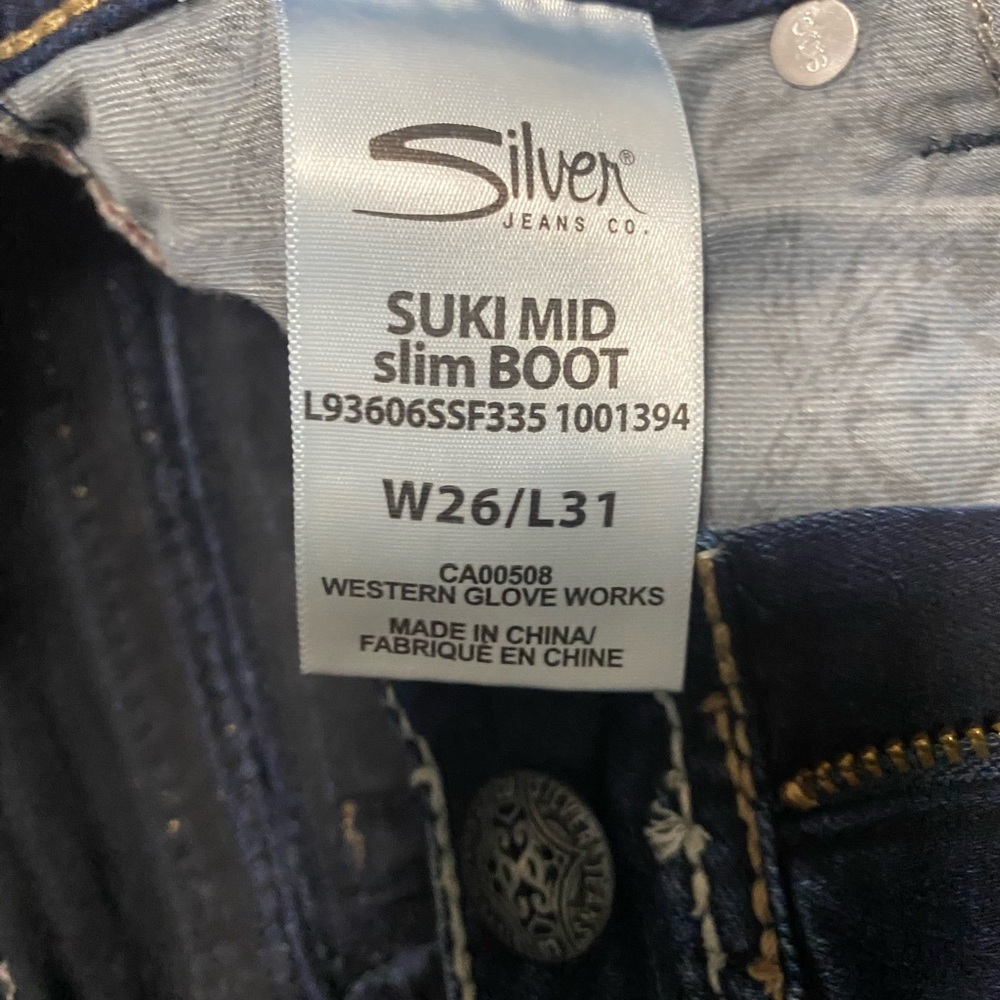 Jeans - Picture 2 of 3